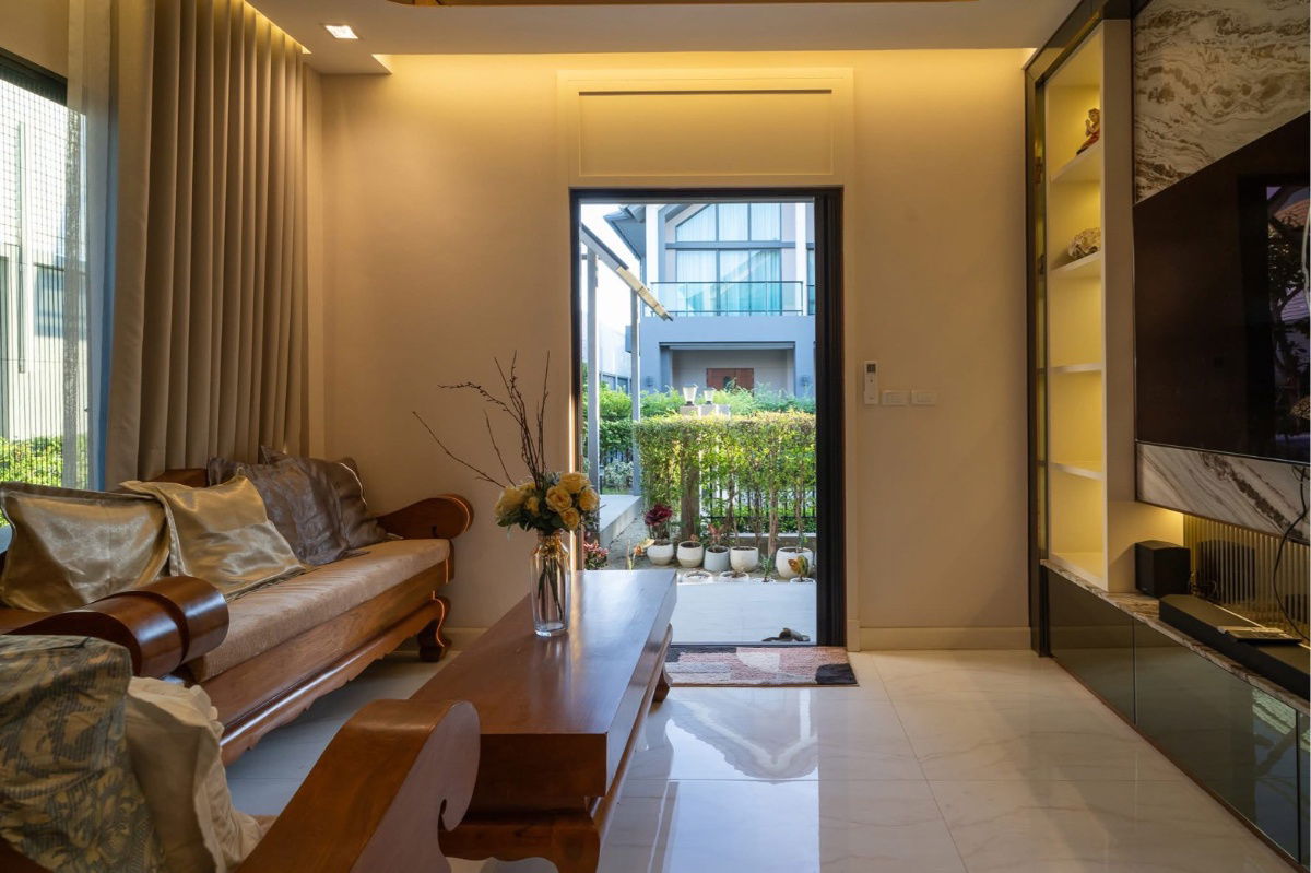 picture P0207 Luxury House for Rent, Ready to Move In – Bangkok Boulevard Rama 9 - 11/19