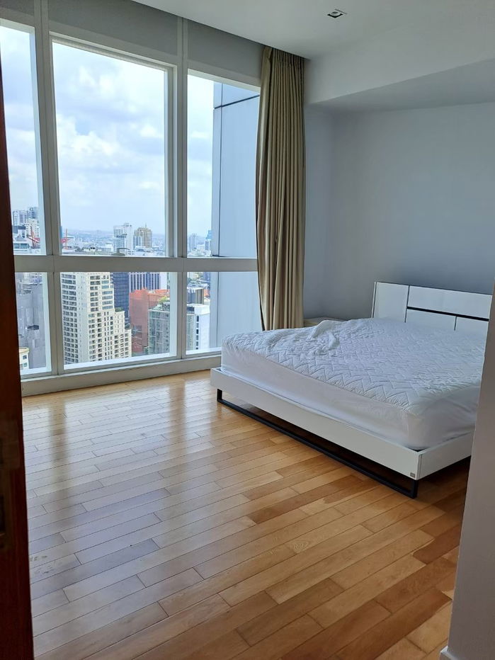 picture Millennium Residence Asoke area  - 5/9