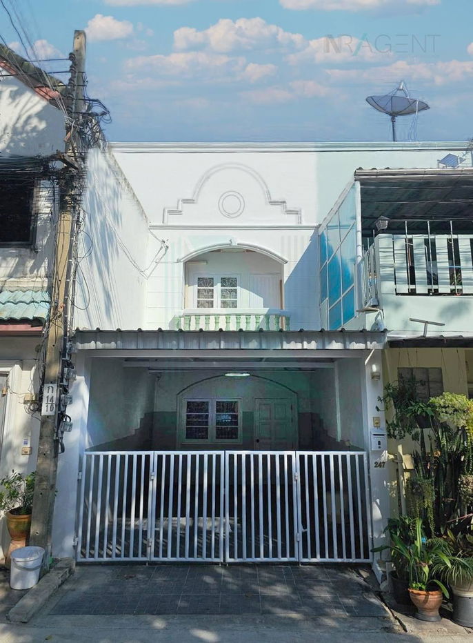 รูป 📌 ขายทาวน์เฮาส์ โครงการ บ้านปรีชา 8 2 ชั้น 2 ห้องนอน 2 ห้องน้ำ - รูปที่ 1/8