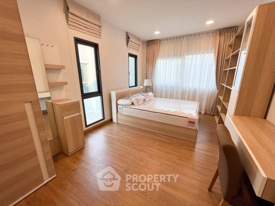 รูป บ้าน 4-ห้องนอน ที่ เซนโทร บางนา ใน บางแก้ว (ID 2148171) - รูปที่ 6/10