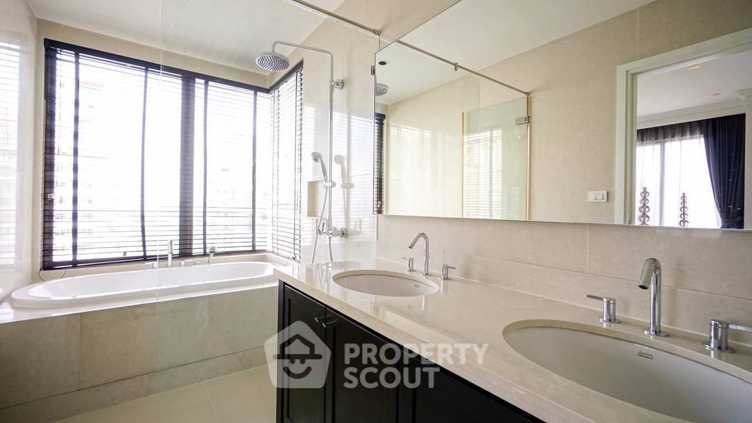 รูป คอนโด 3-ห้องนอน ที่ ดิ เอ็มโพริโอ เพลส ใกล้ BTS พร้อมพงษ์ (ID 2277879) - รูปที่ 19/19