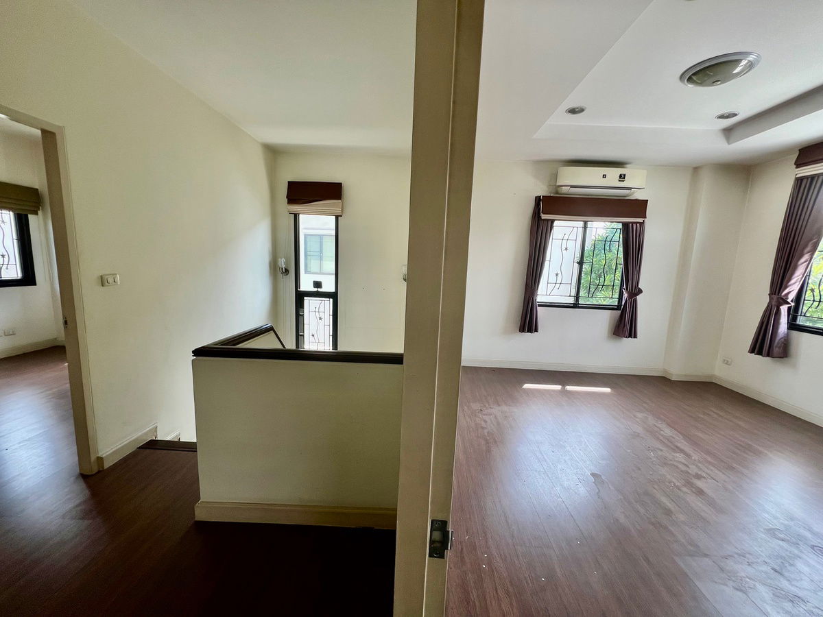 รูป ขายบ้าน สไตล์โมเดิร์น หมู่บ้านเศรษฐสิริ วงแหวน - สุขาภิบาล 2 - รูปที่ 11/29