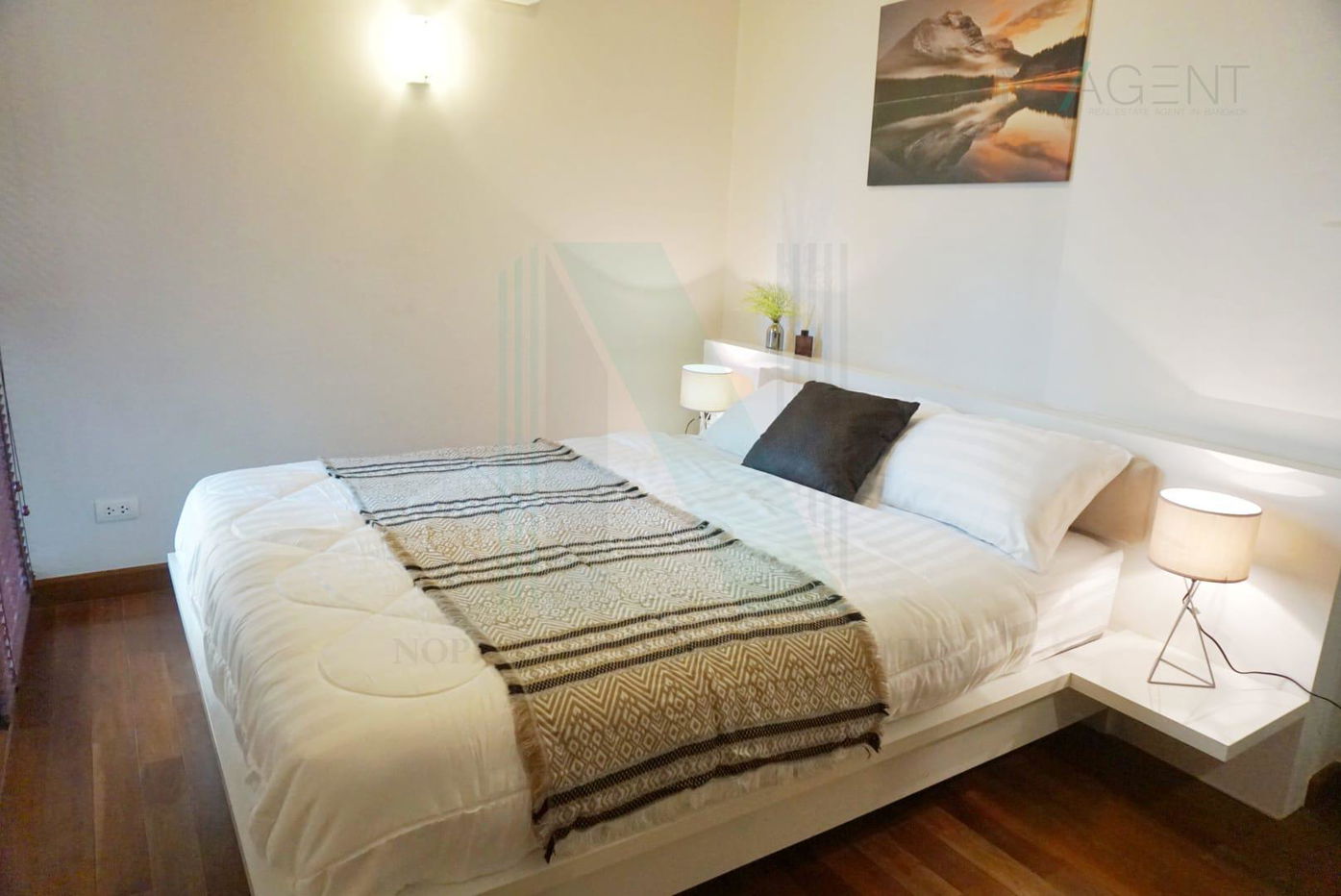 picture For rent condo LE COTE THONGLOR 8 Building 1, Floor 3,1 bed room, Room size 33.00 sqm - 3/8