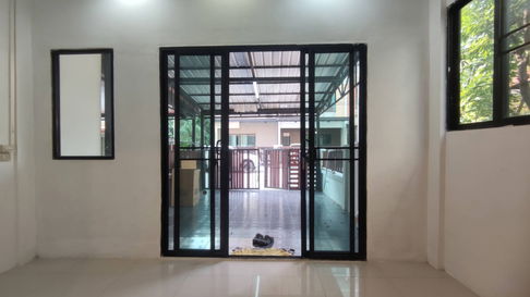 ให้เช่า ทาวน์โฮม 3ชั้น23ตรว19000บ  ซิกเนเจอร์ กัลปพฤกษ์ SIXNATURE KALPAPRUEK  หลังมุม
