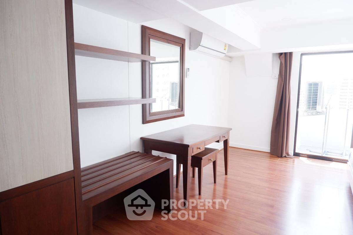 picture 2-BR Condo at Omni Tower near BTS Nana (ID 825658) - 3/8