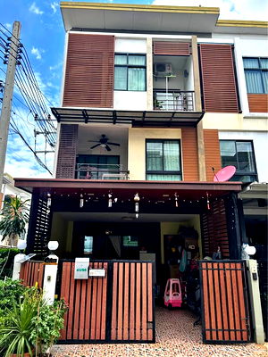 ทาวน์โฮม ม.เอเชียอาคเนย์ : ขายทาวน์โฮม 3 ชั้น หมู่บ้าน ซิกเนเจอร์ เพชรเกษม 69 19 ตารางวา