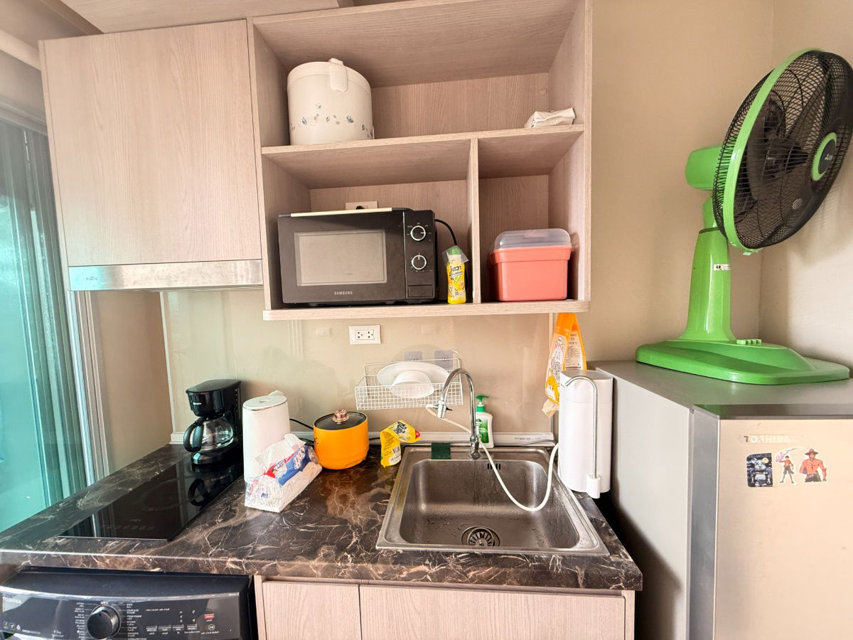 picture Studio Room to Rent in Elio Sathorn-Wutthakat - 6/42