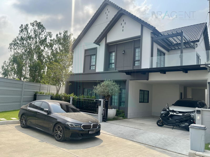 ขายบ้านเดี่ยว : 📌 ขายบ้านเดี่ยว โครงการ เซนโทร บางนา 2 ชั้น 4 ห้องนอน 5 ห้องน้ำ