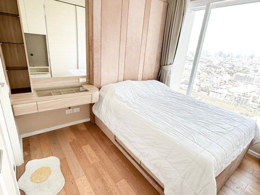 รูป The Saint Residences ห้องสวย ราคาดี สอบถามเพิ่มเติมได้ที่ Line @condorental - รูปที่ 1/8