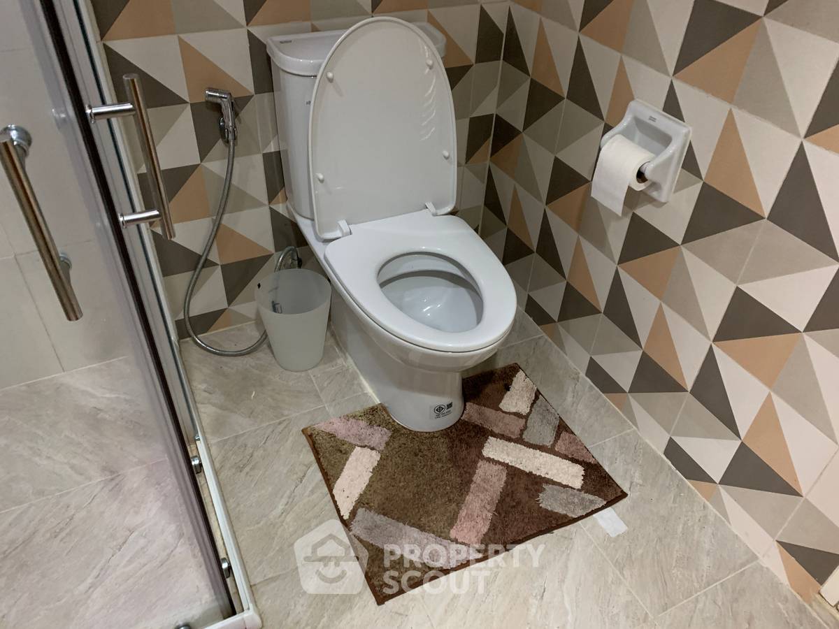 รูป คอนโด 2-ห้องนอน ที่ บ้านจันทร์ คอนโดมิเนียม ใกล้ ทองหล่อ (ID 2025240) - รูปที่ 9/20
