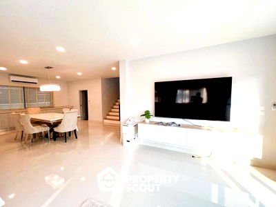 เช่าบ้านเดี่ยว นิคมบางปู : บ้าน 4-ห้องนอน ที่ เซนโทร บางนา ใน บางแก้ว (ID 2148171)