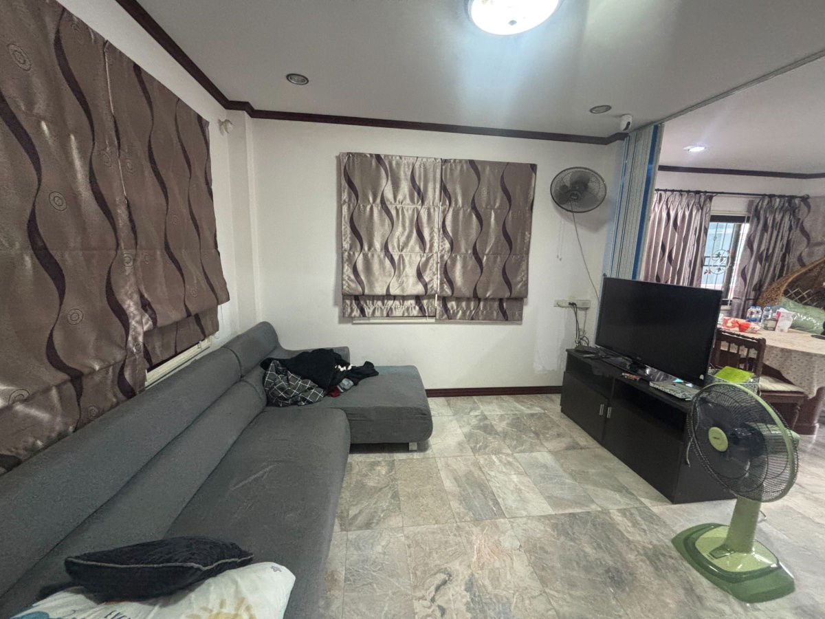 picture 2-Storey Detached House for Sale – 54 sq.wah at Fuengsuk 4 Village, Bang Bua Thong - 4/12