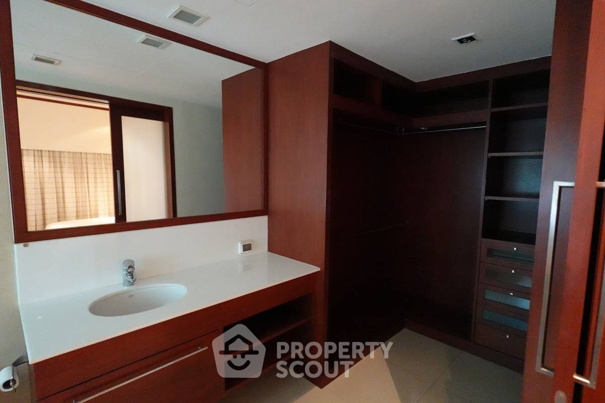รูป คอนโด 3-ห้องนอน ที่ เลอ รัฟฟิเน่ สุขุมวิท 31 ใกล้ BTS พร้อมพงษ์ (ID 2278718) - รูปที่ 5/19