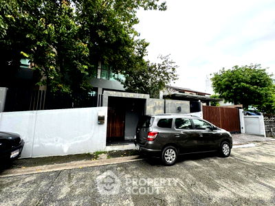 ขายบ้านเดี่ยว : บ้าน 4-ห้องนอน ใกล้ MRT สุทธิสาร (ID 1847136)