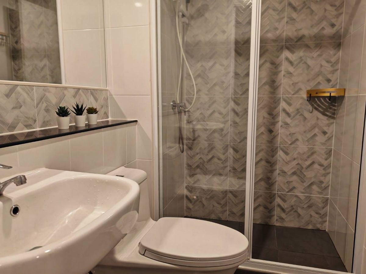 picture Code: KJ8366  for rent Regent home bangna // Line ID: @kjcondo (with @) // - 9/9