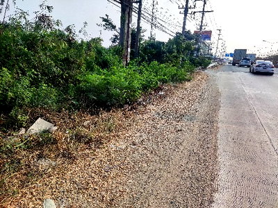 Land for rent : Land for rent next to main road 314, Bang Pakong, Chachoengsao, near the motorway entrance.