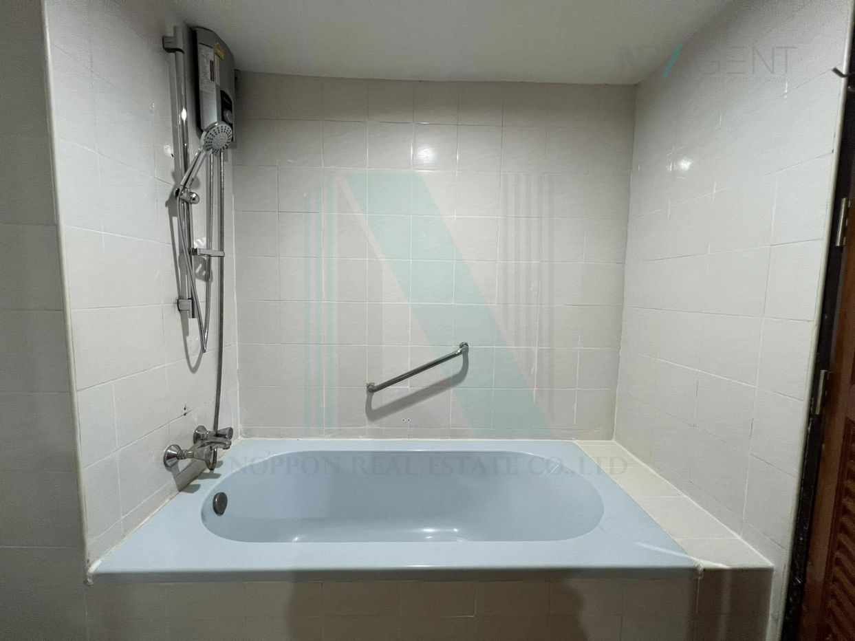 picture 📌 For Rent Condo PHASUK PLACE  Building 1, Floor 5,Studio, Room size 36 sqm - 7/8