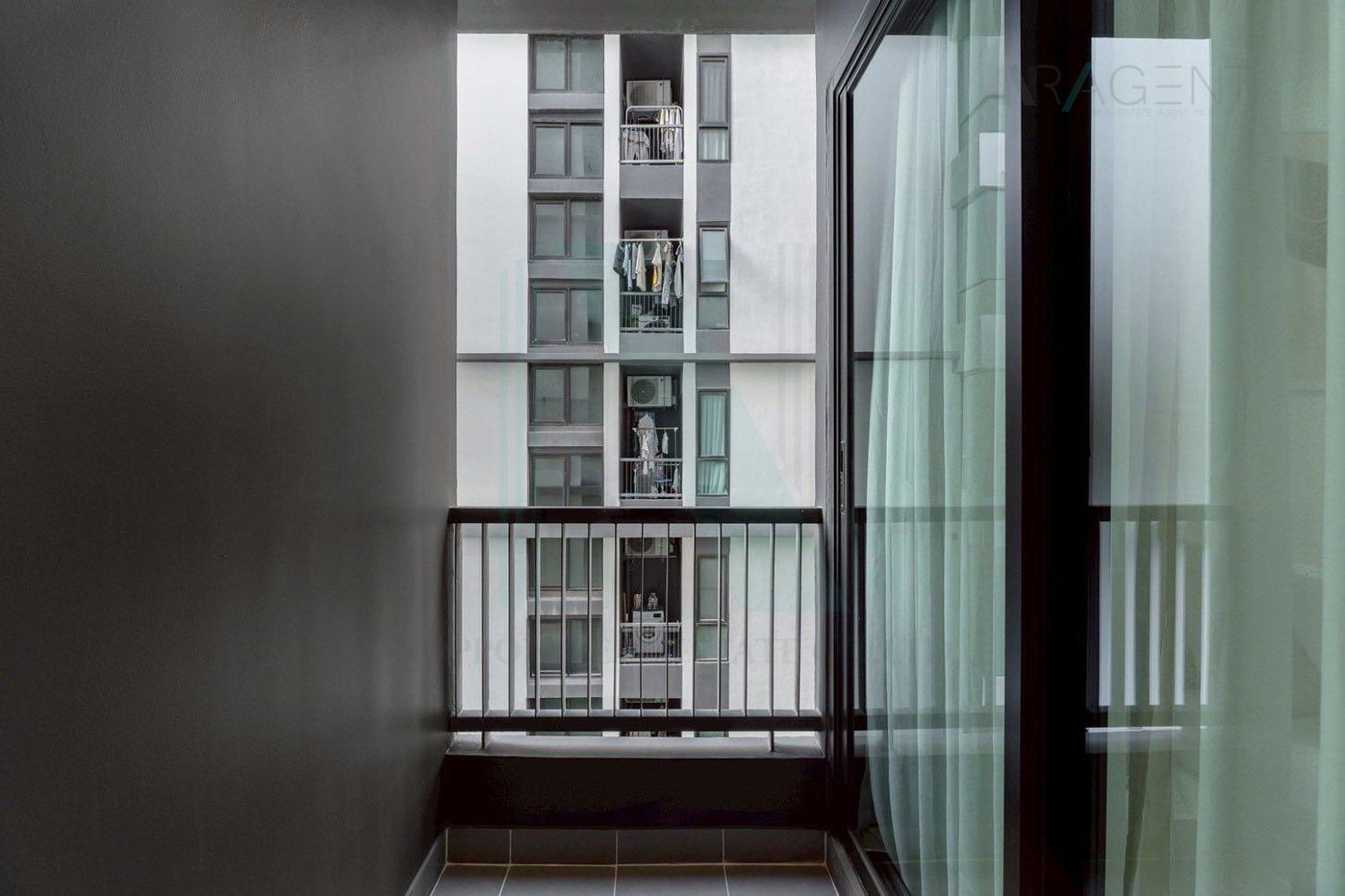 picture For Sell Condo VERY II SUKHUMVIT 72 Building 1, Floor 4,1 bed room, Room size 26 sqm - 5/8