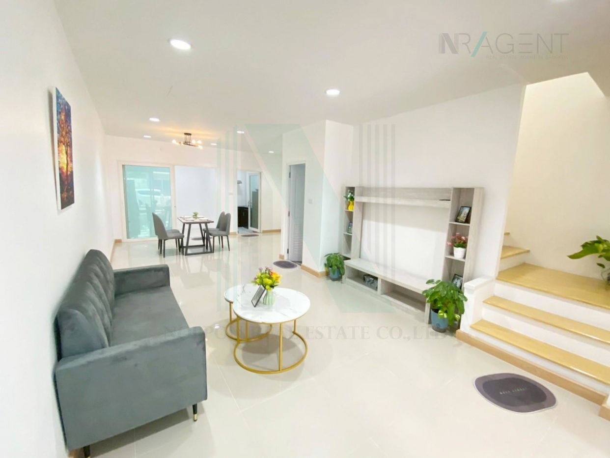 picture 📌 For Sell Town house GREENWICH RAMINTRA 3-story 4 bedroom 2 bathroom - 3/8