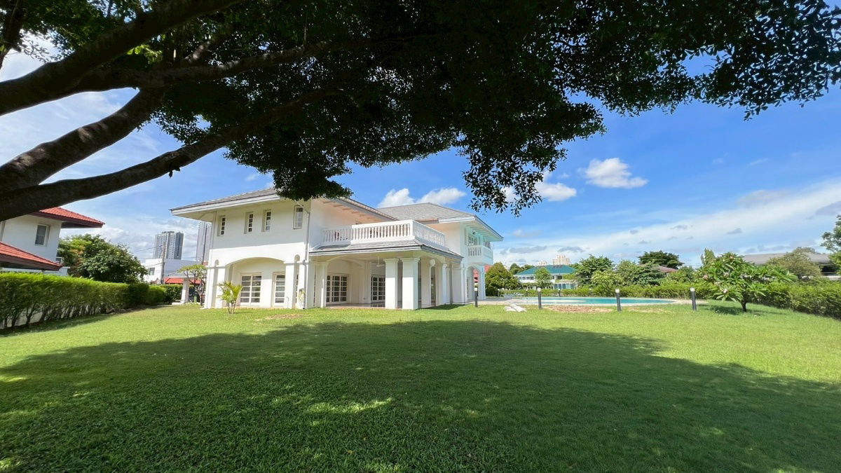 รูป เช่าบ้านบางนาติดเลค พร้อมสระว่ายน้ำ - รูปที่ 4/15