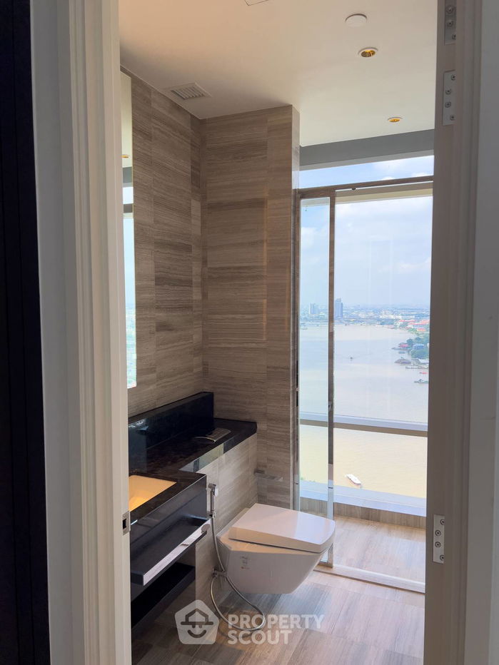 picture 2-BR Condo at Four Seasons Private Residences Bangkok near BTS Saphan Taksin (ID 2031769) - 4/13