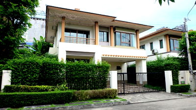 บ้านเดี่ยว วิทยาลัยนานาชาติราฟเฟิลส์ : P0208 ขายบ้านเดี่ยว 2 ชั้น โครงการเศรษฐสิริ (ซอยราชวินิต) ใกล้เมกา บางนา