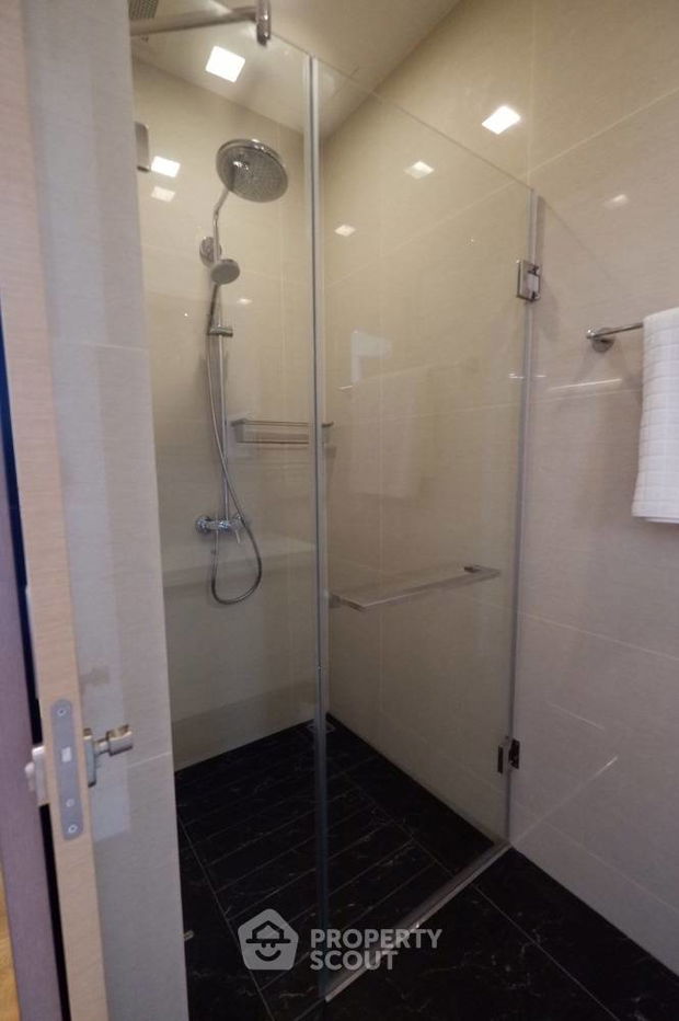 picture Studio Condo at Park Origin Phrom Phong near BTS Phrom Phong (ID 1520870) - 6/8