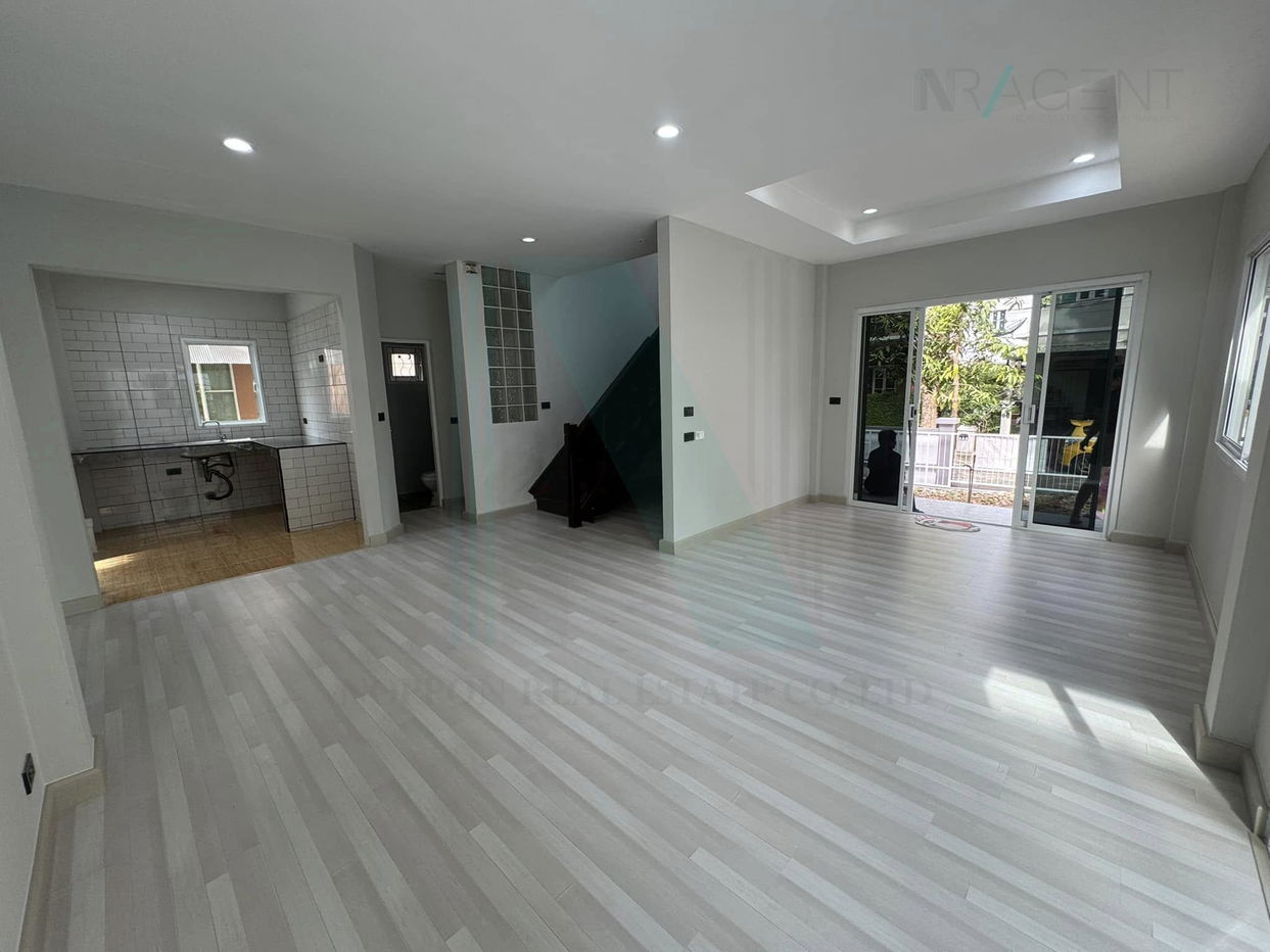 รูป 📌 ขายบ้านเดี่ยว โครงการ วรารมย์ ประชาอุทิศ 98 2 ชั้น 3 ห้องนอน 3 ห้องน้ำ - รูปที่ 3/8