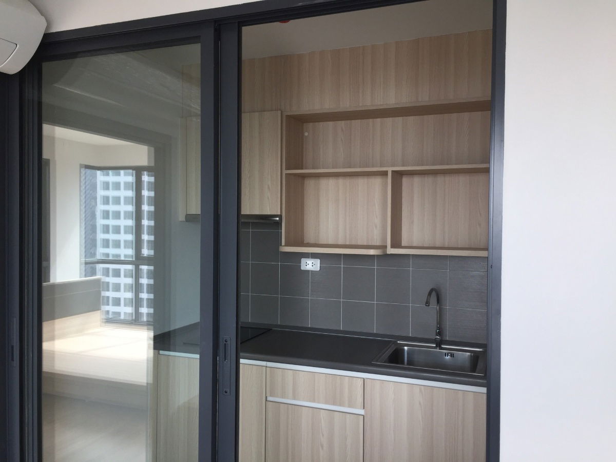 picture Condo for rent Ideo O2 near BTS Bangna 28,000 baht Property code: RS1542 - 10/16