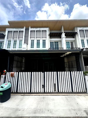Townhouses for sale : 📌 For Sell Town house GOLDEN CITY PINKLAO-CHARANSANITWONG 2-story 4 bedroom 3 bathroom