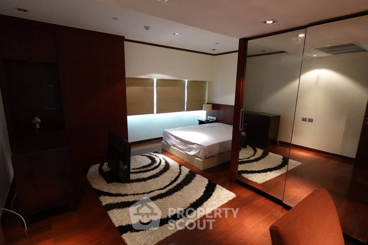 รูป คอนโด 3-ห้องนอน ที่ เลอ รัฟฟิเน่ สุขุมวิท 31 ใกล้ BTS พร้อมพงษ์ (ID 2278718) - รูปที่ 7/19