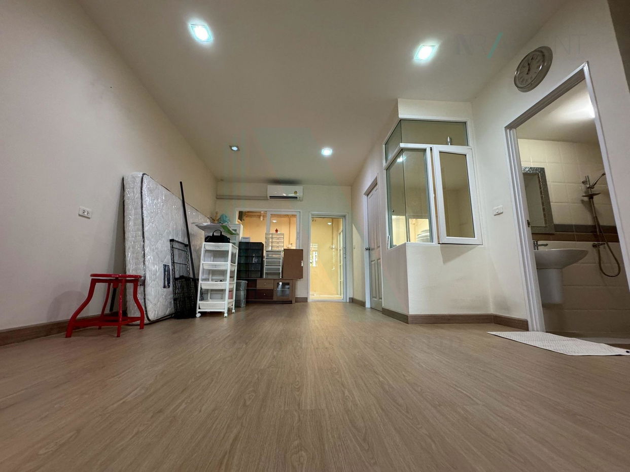 picture 📌 For Sell Town house GLODEN TOWN WATCHARAPOL - SUKHAPIBAN 5 2-story 4 bedroom 3 bathroom - 2/8