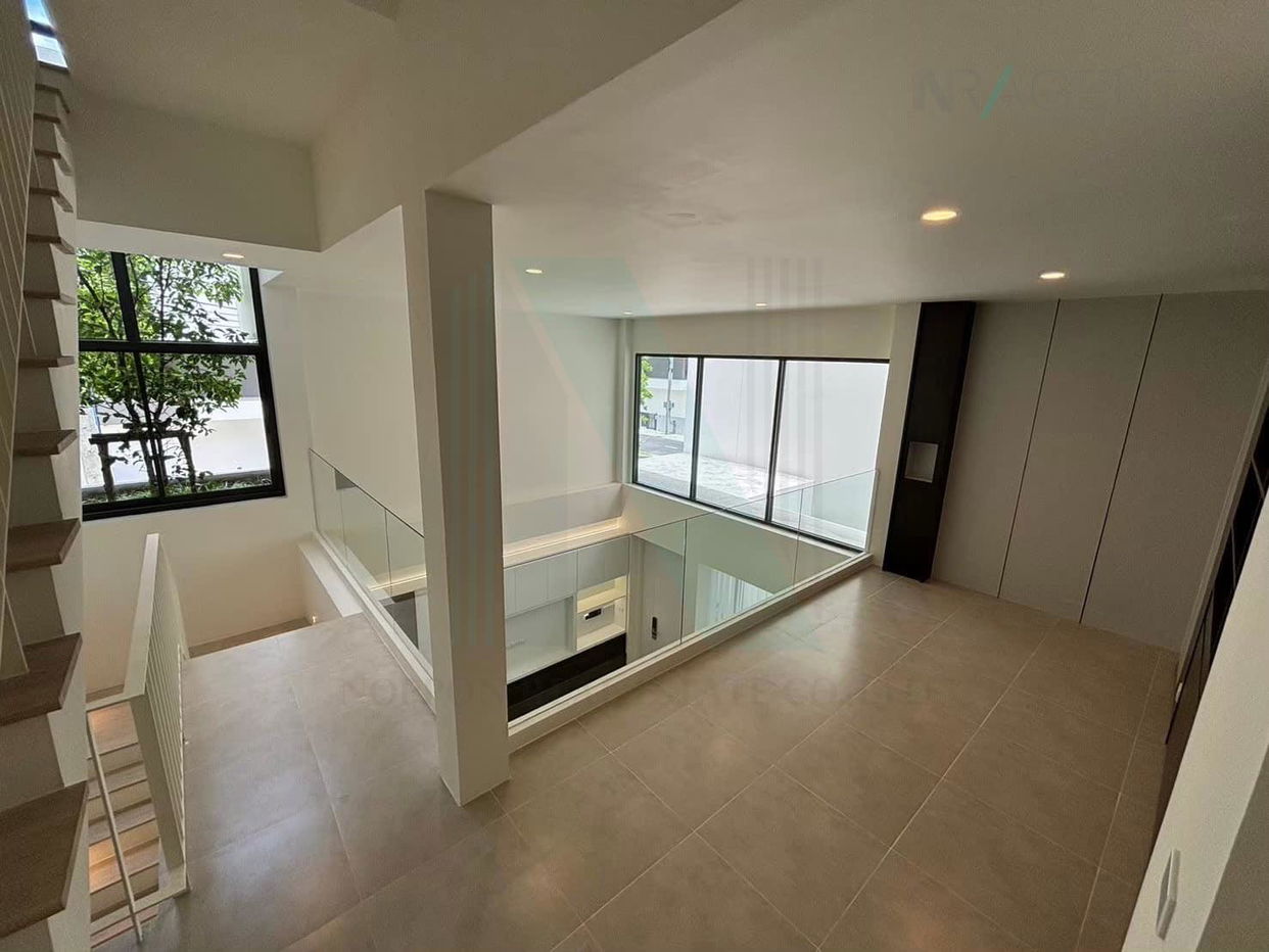 picture 📌 For sale: Twin house, Akin Vibhavadi project, 3 floors, 3 bedrooms, 4 bathrooms - 5/8