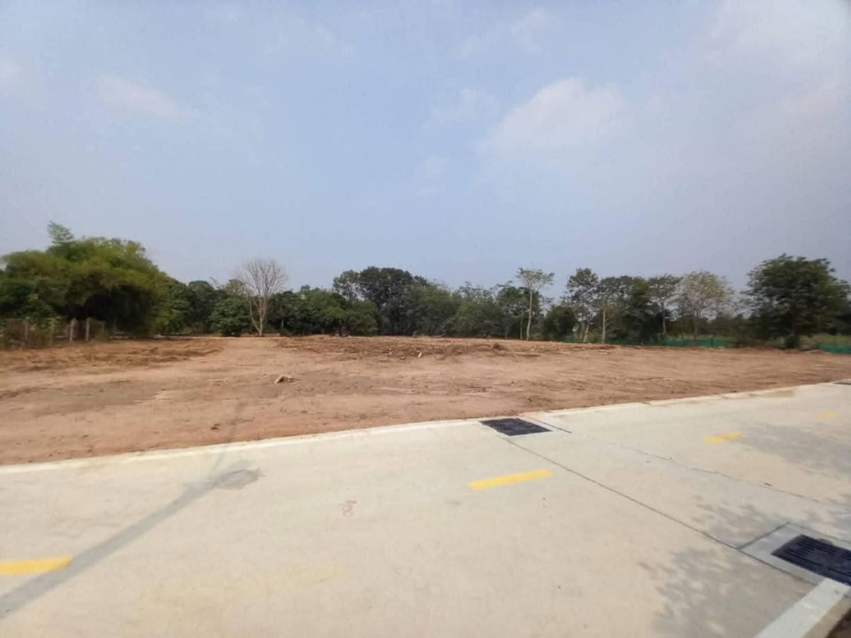 picture Land that is suitable for House project in Pattaya in Soi Thungklom with a cesses to roads and utilities - 2/3