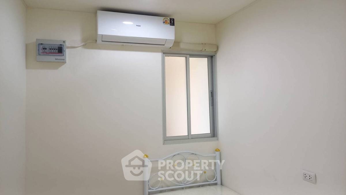 picture 2-BR Condo at Lumpini Ville On Nut 46 in Suan Luang (ID 2278444) - 3/7