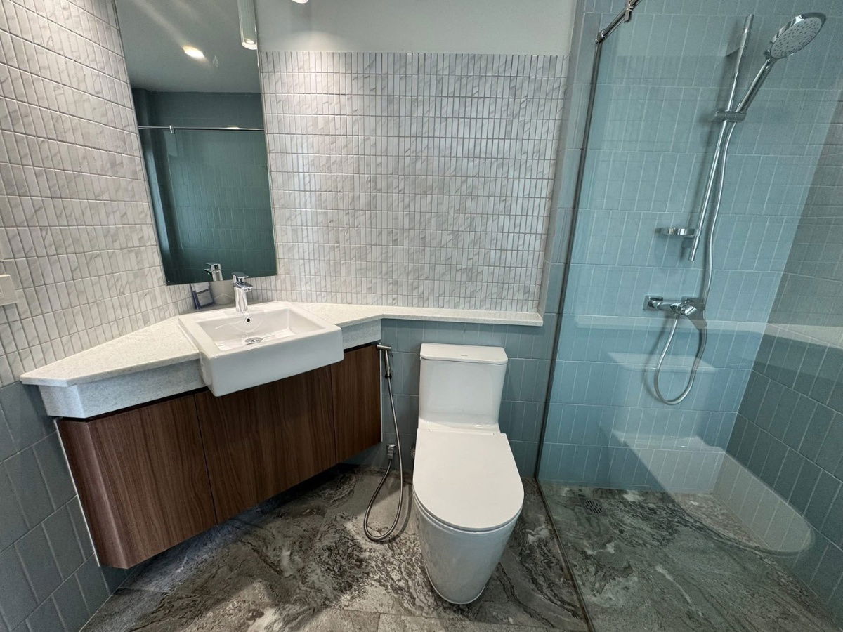 picture P0212 Fully Renovated Detached House for Rent – Pridi Banomyong 25 (Ekkamai Soi 10), Only 750 Meters from Sukhumvit 71 - 16/20