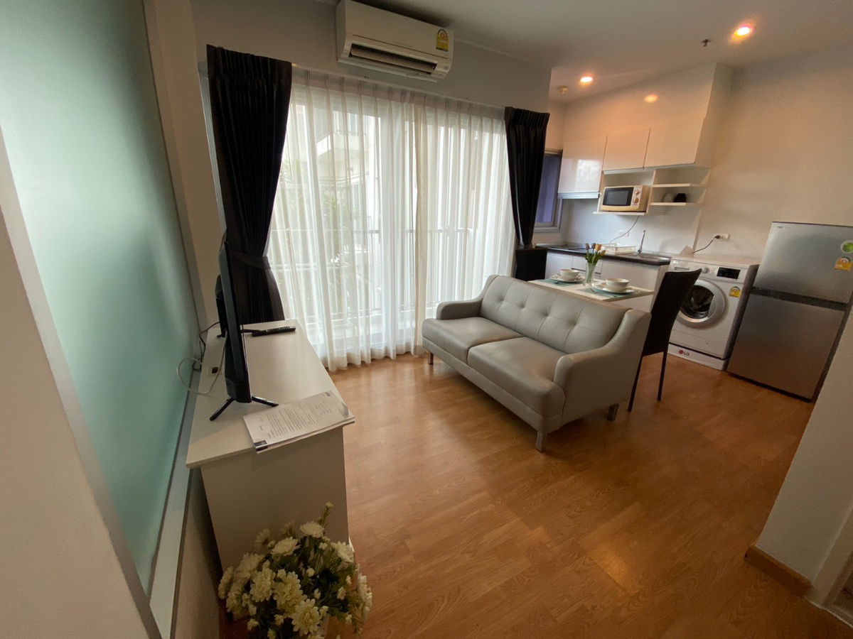 รูป ห้อง 35 ตรม. เฟอร์นิเจอร์ครบ เครื่องใช้ไฟฟ้าครบ ให้เช่าคอนโด พาร์คแลนด์ เพชรเกษม ติดรถไฟฟ้าสถานีหลักสอง ตรงข้ามเดอะมอลล์บางแค สนใจติดต่อได้เลยค่ะ - รูปที่ 3/7