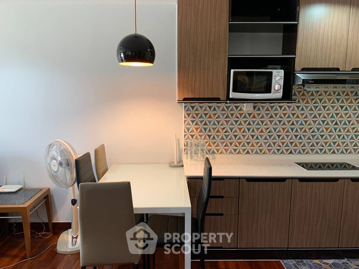 รูป คอนโด 2-ห้องนอน ที่ บ้านจันทร์ คอนโดมิเนียม ใกล้ ทองหล่อ (ID 2025240) - รูปที่ 4/20
