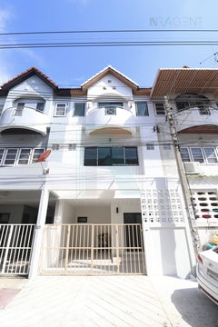 📌 ขายทาวน์เฮาส์ โครงการ หมู่บ้านสุชา 1 3 ชั้น 4 ห้องนอน 3 ห้องน้ำ