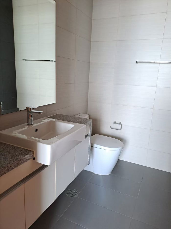 picture Millennium Residence Asoke area  - 7/9