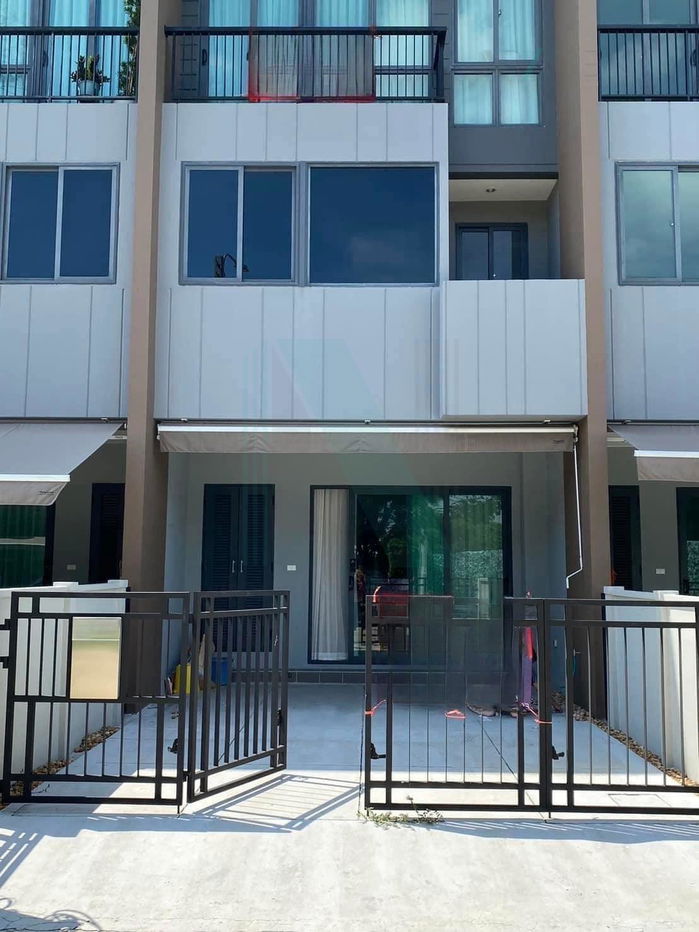 picture 📌 For Sell Town house BAAN KLANG MUANG THE EDITION SATHORN-SUKSAWAT 3-story 3 bedroom 3 bathroom - 1/8