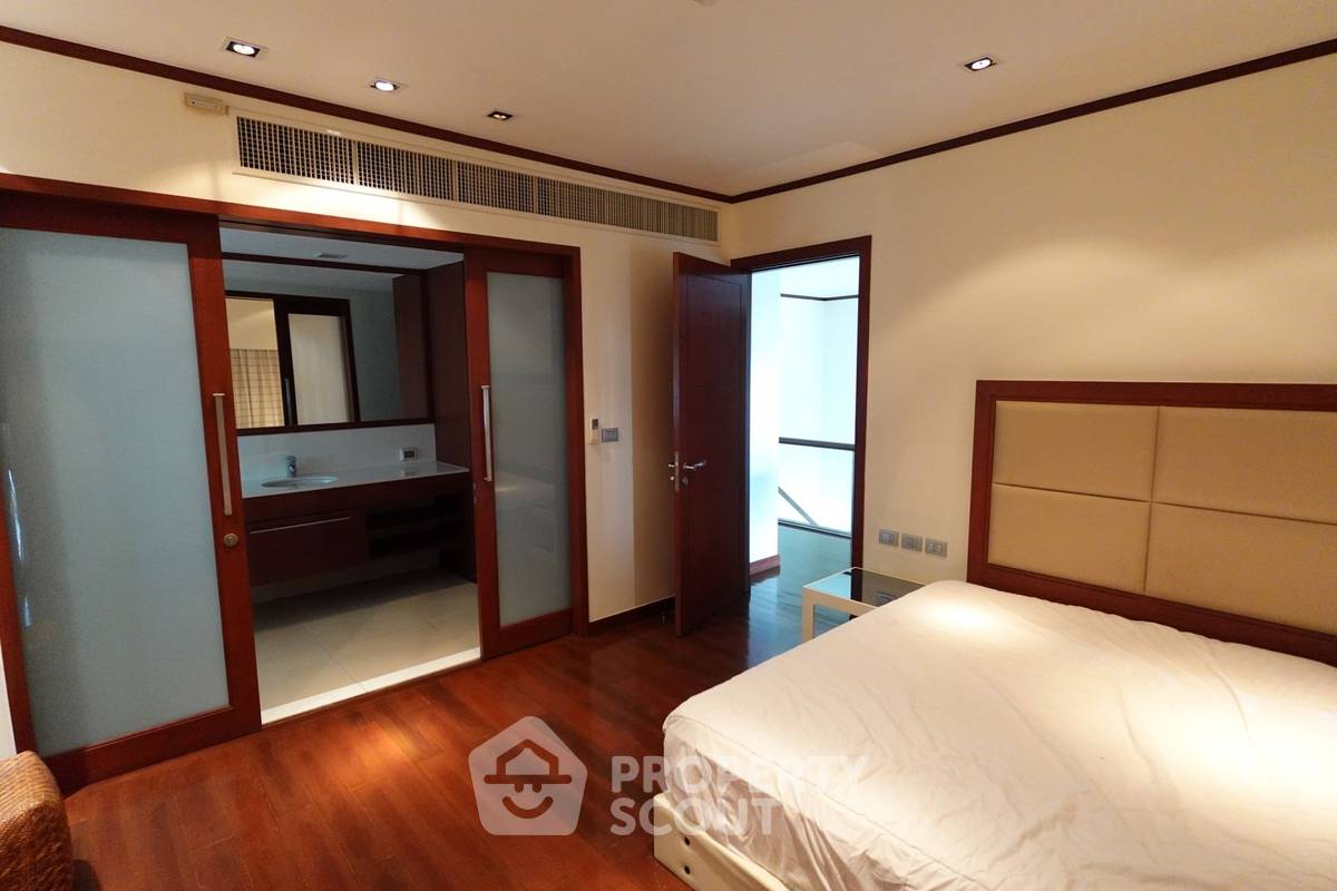 รูป คอนโด 3-ห้องนอน ที่ เลอ รัฟฟิเน่ สุขุมวิท 31 ใกล้ BTS พร้อมพงษ์ (ID 2278718) - รูปที่ 9/19