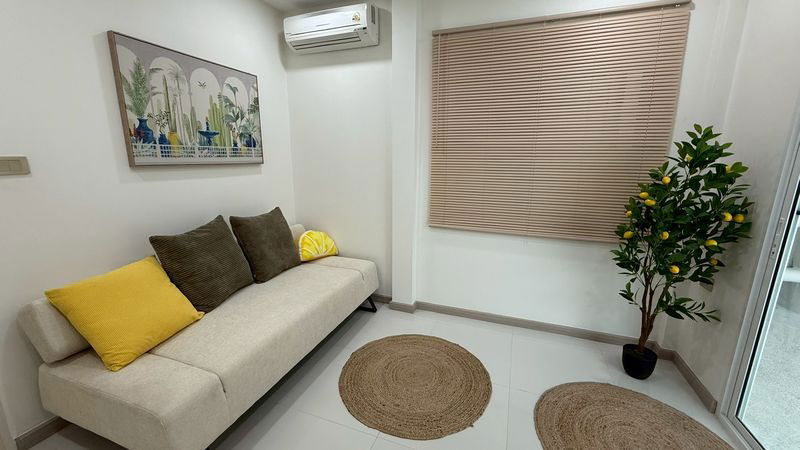 รูป ขายพูลวิลล่าหรู 2 ชั้น ใจกลางเมืองพัทยา  - รูปที่ 13/20