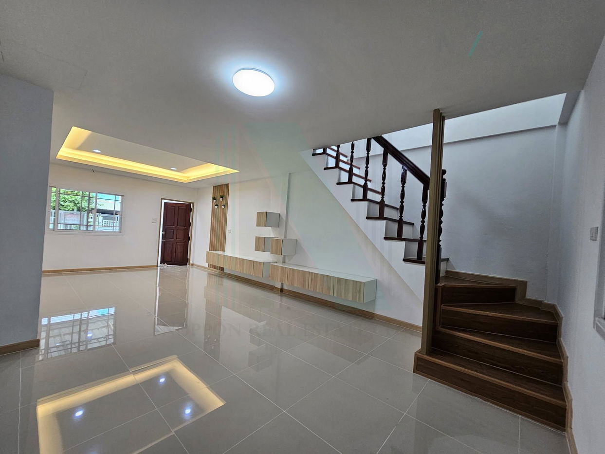 รูป 📌 ขายทาวน์เฮาส์ โครงการ หมู่บ้านเลิศอุบล 4 2 ชั้น 2 ห้องนอน 2 ห้องน้ำ - รูปที่ 3/8