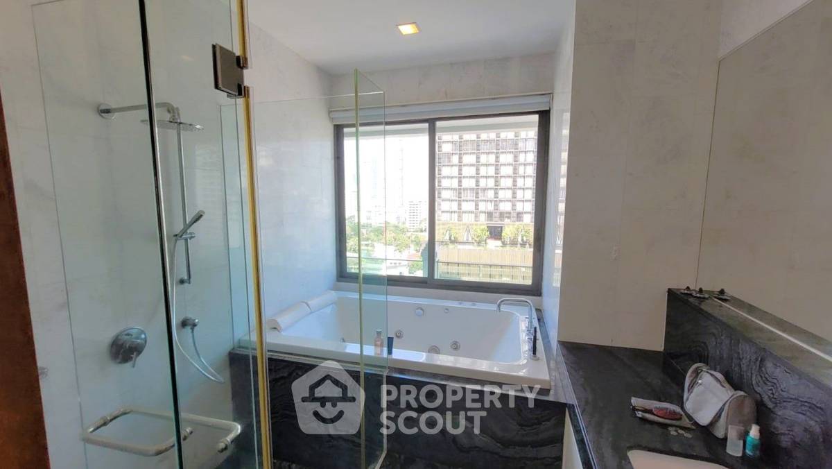 picture 3-BR Condo at Le Raffine Jambunuda Sukhumvit 31 near BTS Phrom Phong (ID 2278183) - 31/35
