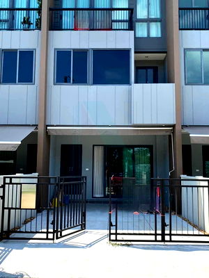 Townhouses for sale : 📌 For Sell Town house BAAN KLANG MUANG THE EDITION SATHORN-SUKSAWAT 3-story 3 bedroom 3 bathroom