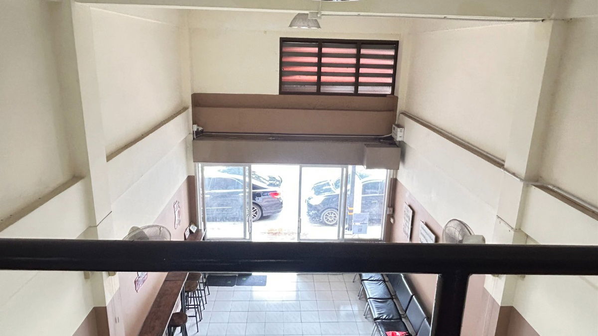 รูป ขายตึกแถว / อาคารพาณิชย์ 3 ชั้นครึ่ง 20 ตร.วา ใจกลางเมืองโคราช   ทำเล Education Hub ตรงข้ามโรงเรียนวัดสระแก้ว  - รูปที่ 17/24
