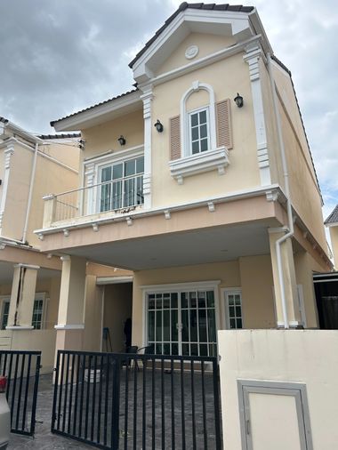 บ้านแฝด เลขที่มงคล สภาพบ้านใหม่เกือบ 100% ขายบ้านแฝดหมู่บ้าน ดิญ่า วิลเลจ ชลบุรี (Diya Village Chonburi) 28.9 ตรว. 4 ห้องนอน 3 ห้องน้ำ