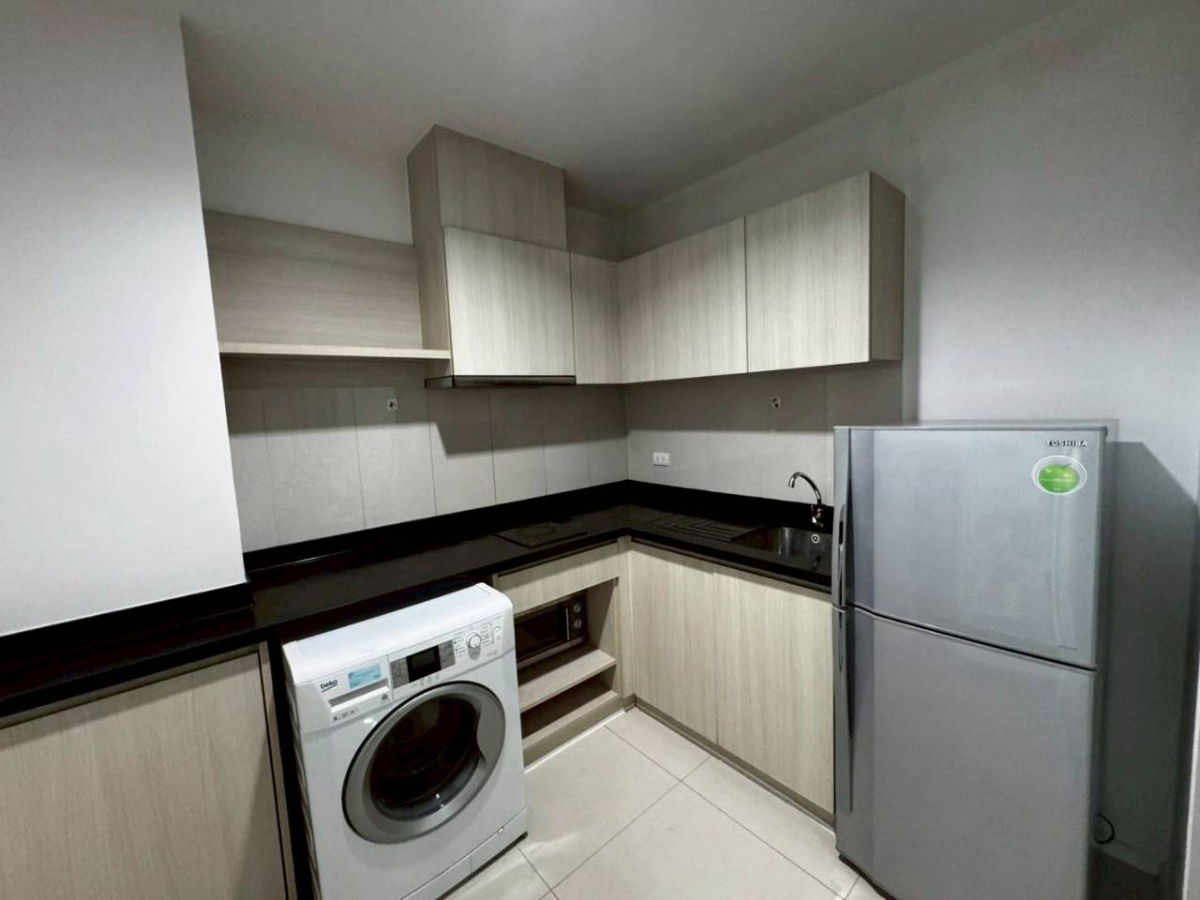 รูป For Rent Condo Rhythm Sathorn - Narathiwas fully furnished (S15-39594) - รูปที่ 17/26