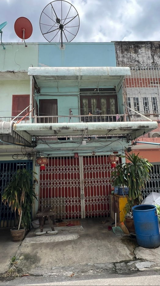 รูป บ้านทาวน์เฮาส์สองชั้นสามห้องนอนใกล้รถไฟฟ้าเพชรเกษม 48 เพียง 250 เมตร - รูปที่ 4/5